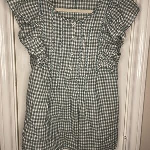 Discounted shipping Green & White Max Studio Blouse 👚 (size M)